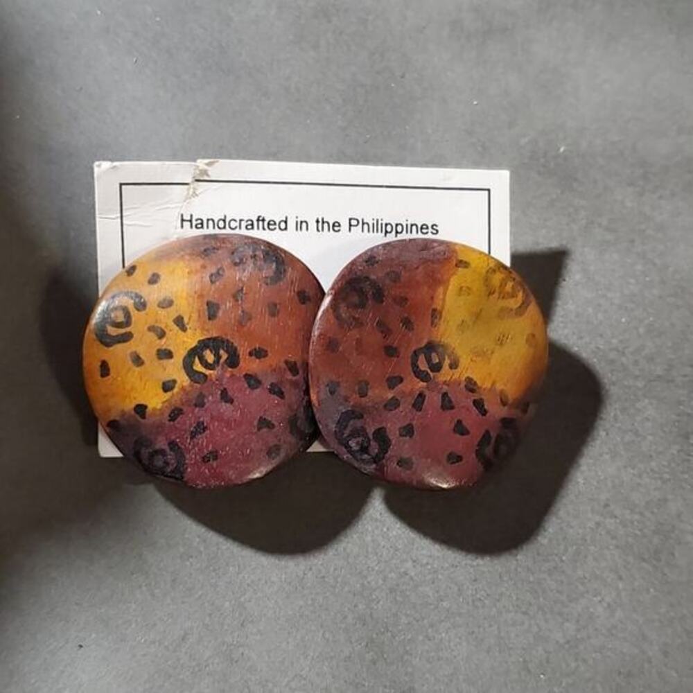 Handcrafted made in‎ the Philippines wooden clip earrings